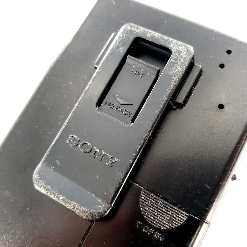 Sony Walkman WM-AF50 Portable AM/FM Cassette Player w/ New Belt Installed Tested
